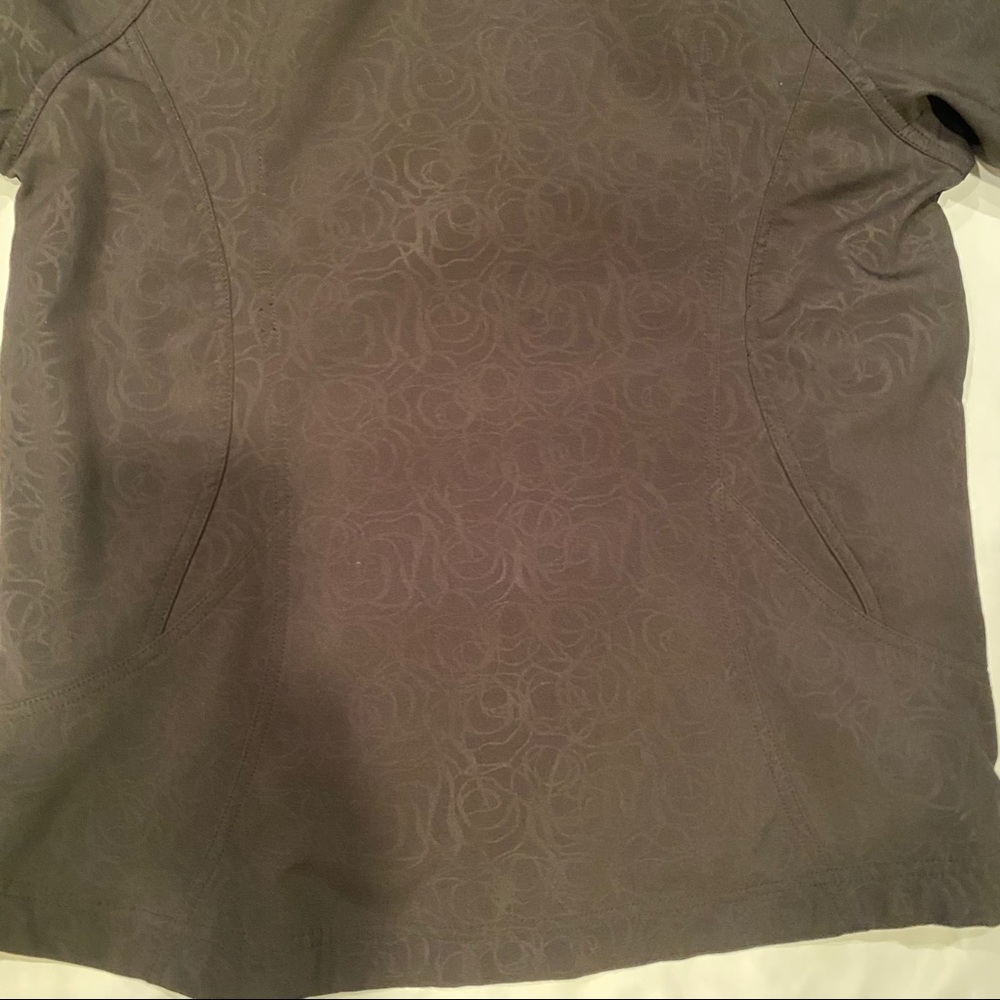 Kirkland brand jacket for women - Picture 2 of 8